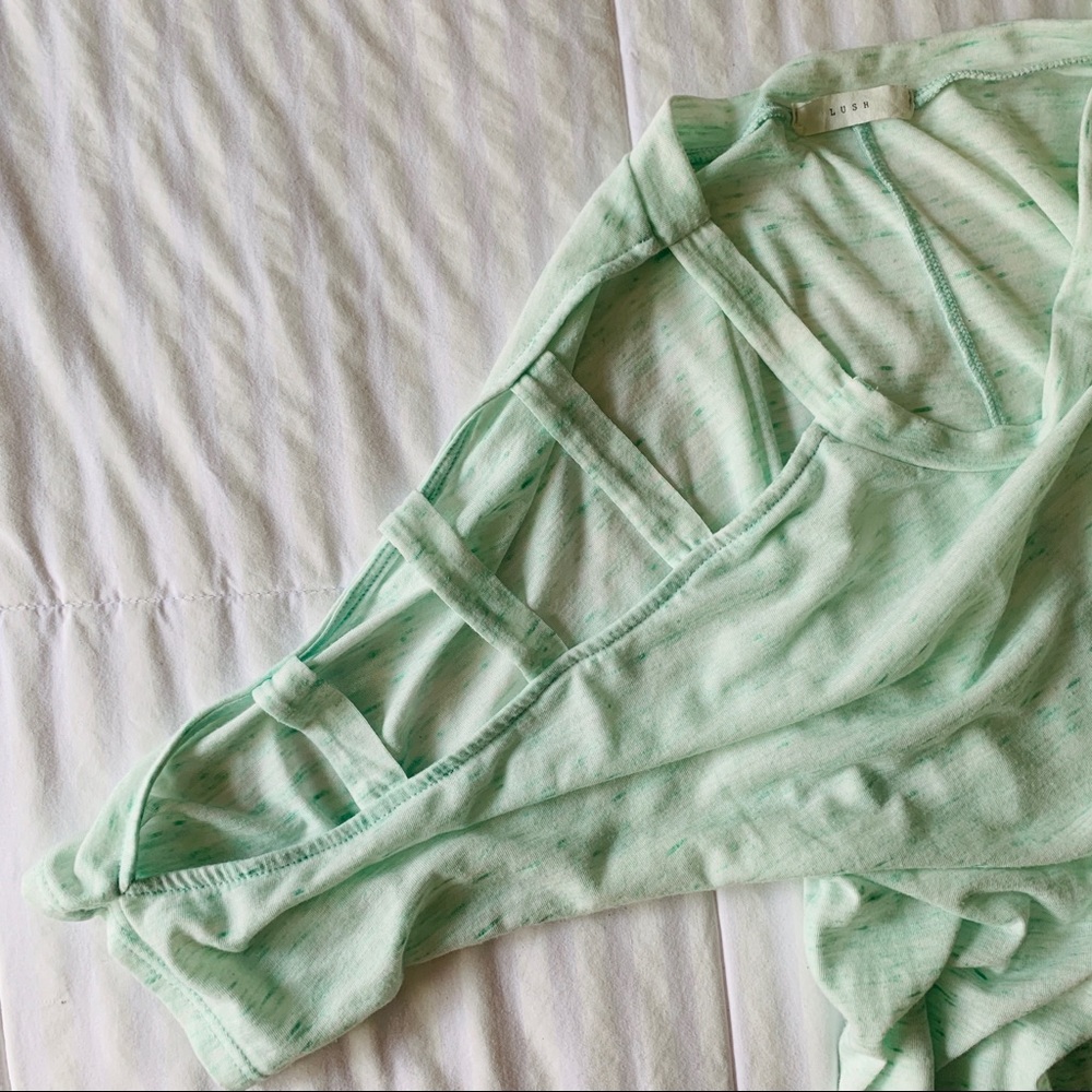 Lush | Open Shoulder Top - Picture 2 of 6